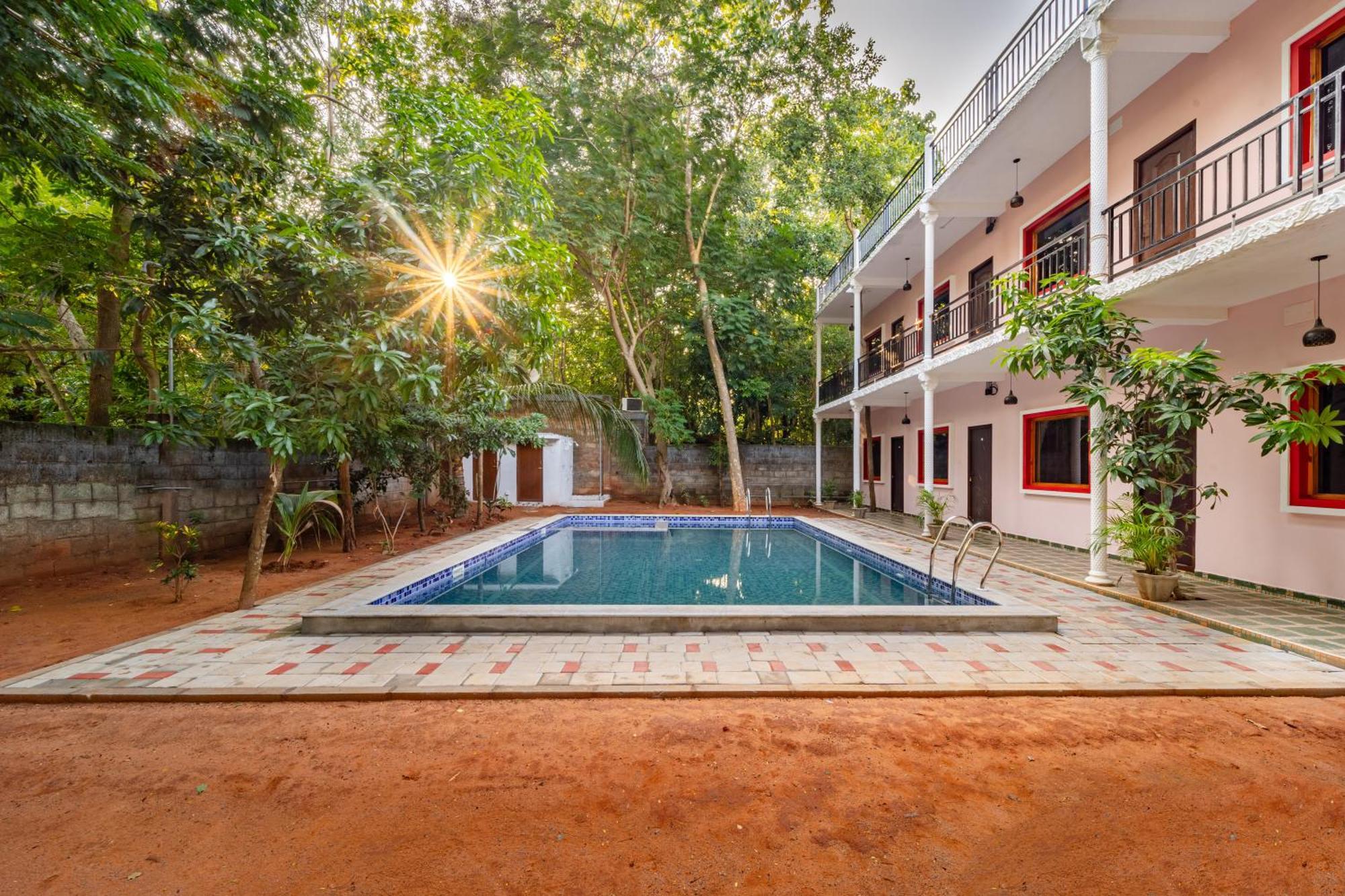 Hotel De Jardin Pondicherry With Swimming Pool Exterior foto